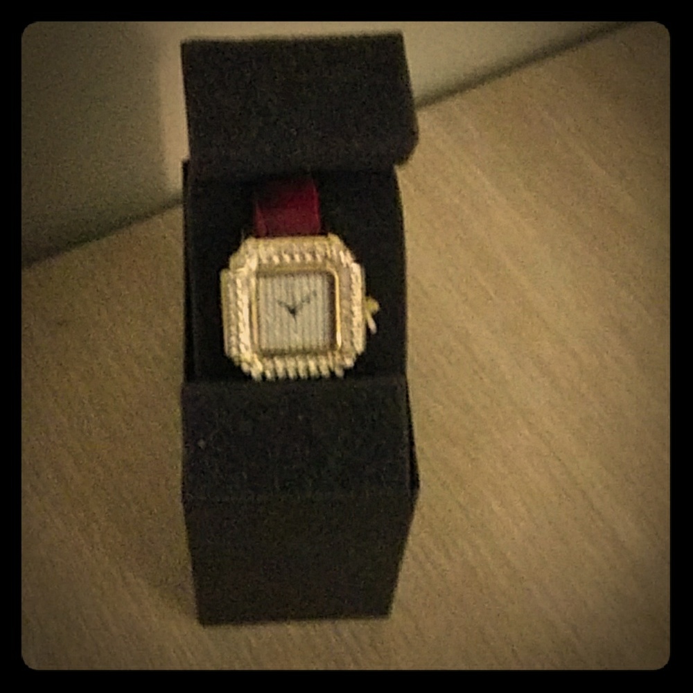 New Real Collectibles Women's Pave Crystal Watch